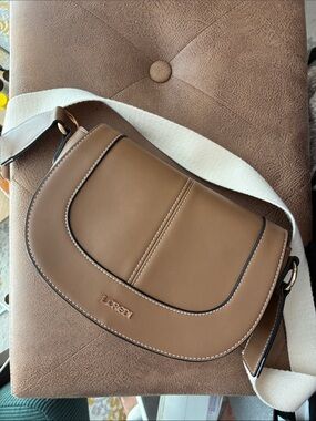 Like new camel Crescent Saddle Bag with Contrast Strap! German brand